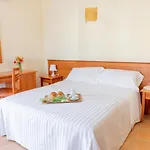 Bed and Breakfast Puerto Seguro Πίτσο