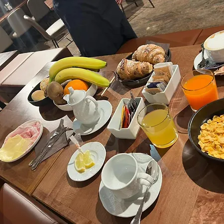 Puerto Seguro Oda ve Kahvaltı 4*