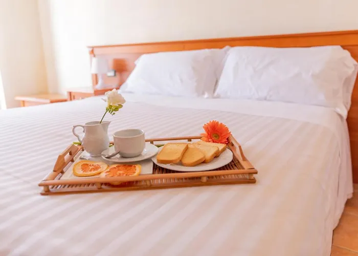 住宿加早餐酒店 Puerto Seguro 皮佐