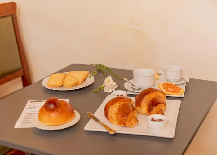 住宿加早餐酒店 Puerto Seguro 皮佐